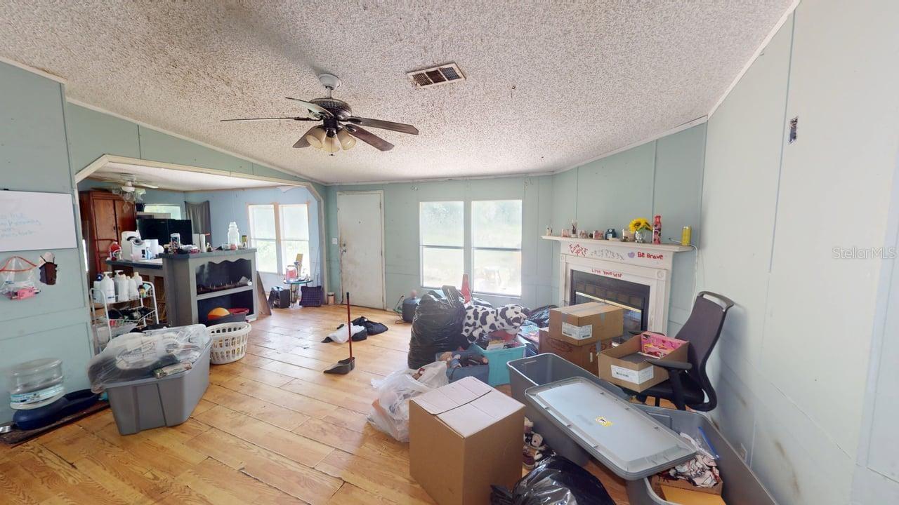 30501 CLEARVIEW DR — photo 23