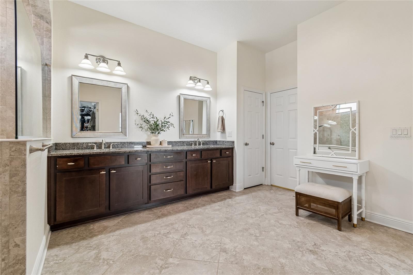 7223 HOURGLASS DR — photo 12