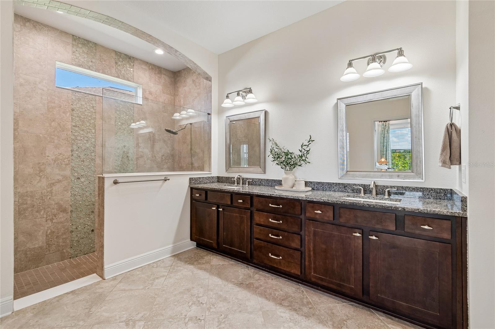 7223 HOURGLASS DR — photo 11