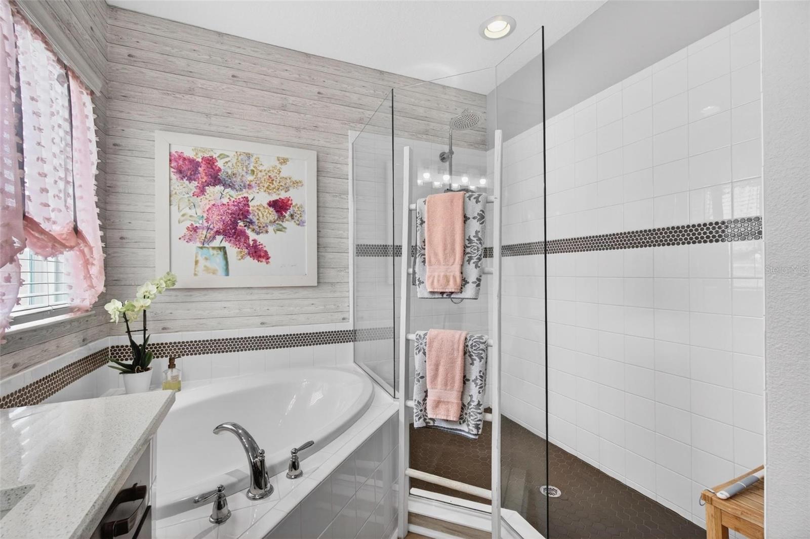5636 MAIDENSTONE WAY — photo 36