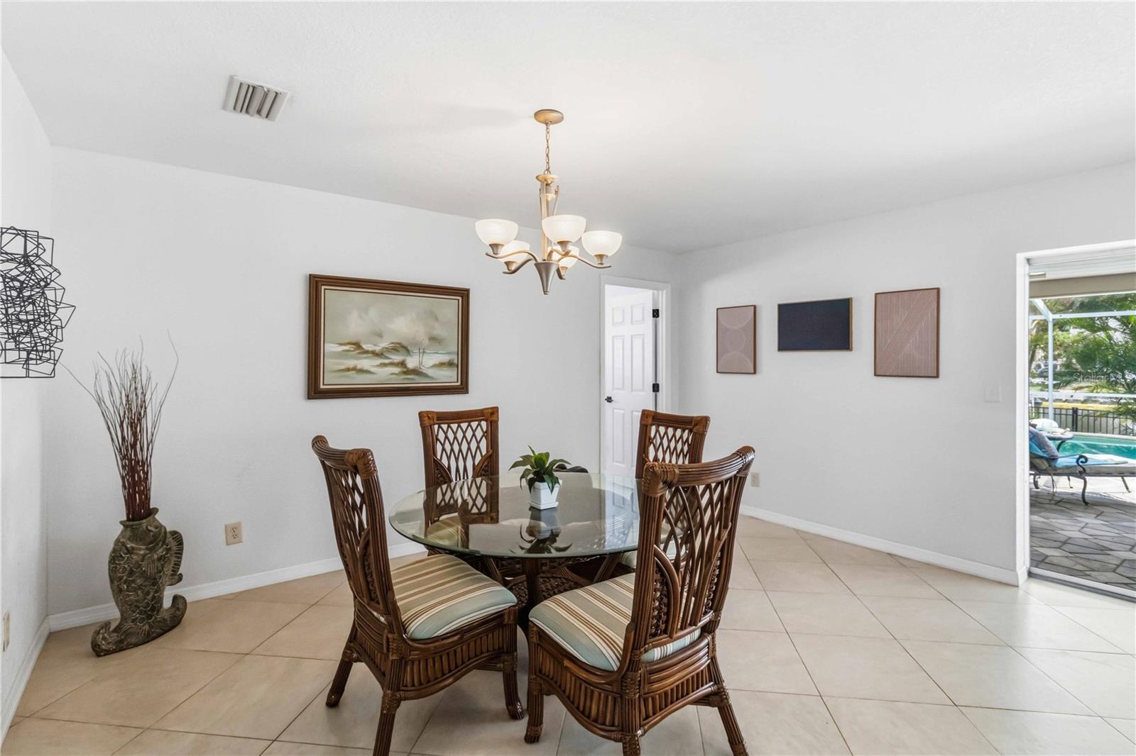 1004 SPINDLE PALM WAY — photo 8