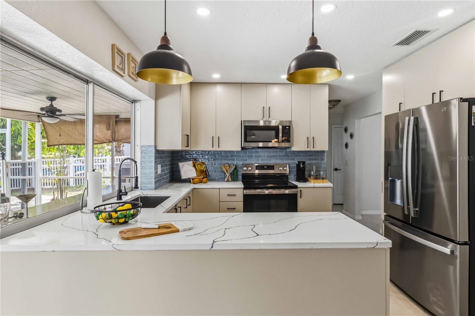 1004 SPINDLE PALM WAY — photo 6
