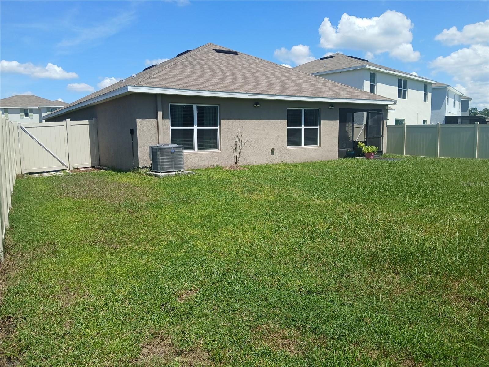 3719 CAPRI COAST DR — photo 37