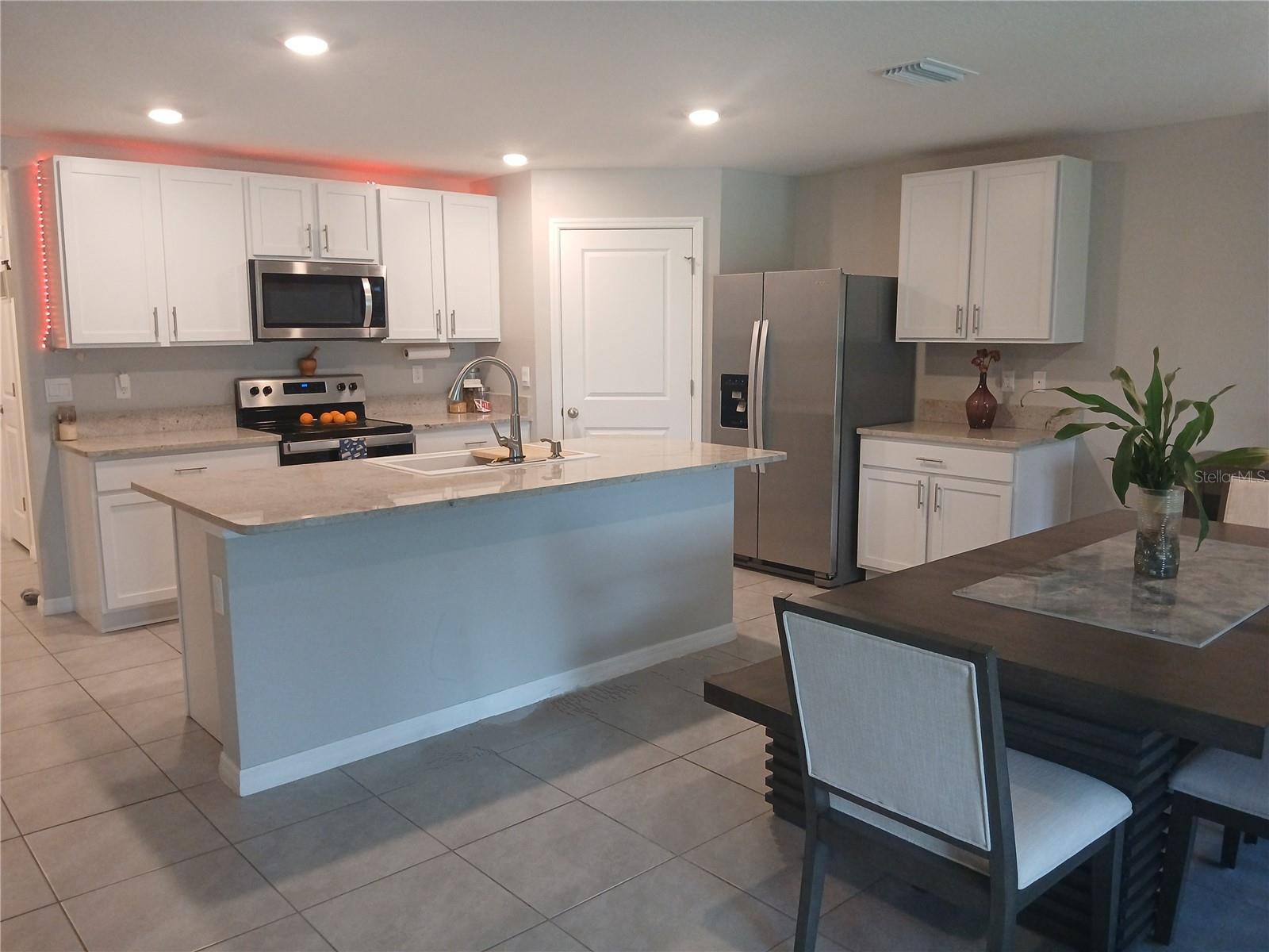 3719 CAPRI COAST DR — photo 3