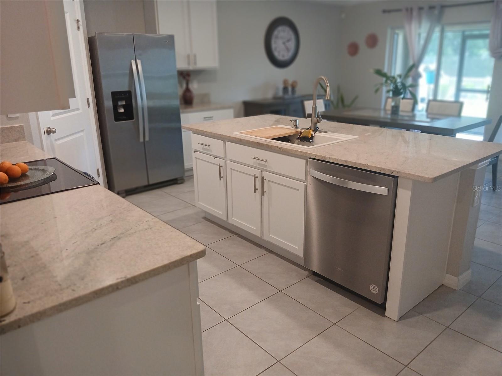 3719 CAPRI COAST DR — photo 5