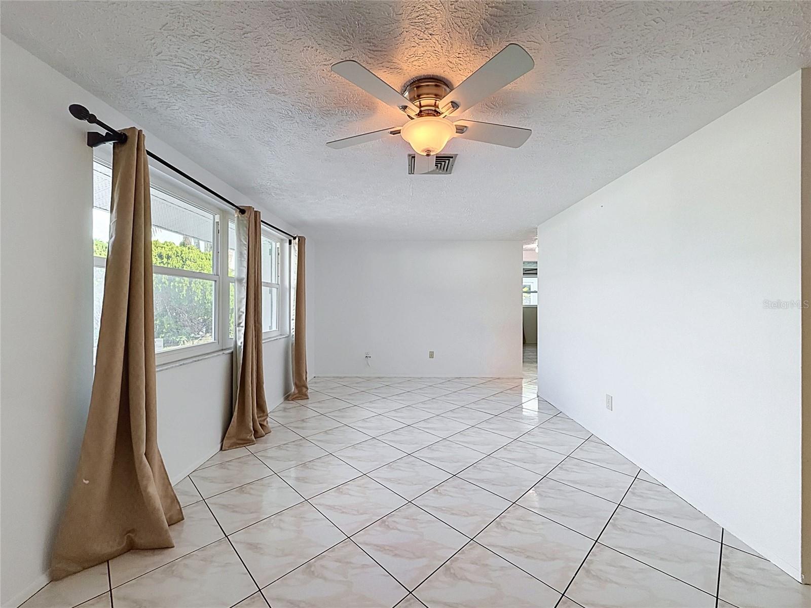 8846 CARMEN LN — photo 5