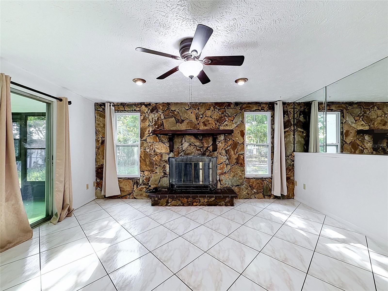 8846 CARMEN LN — photo 17