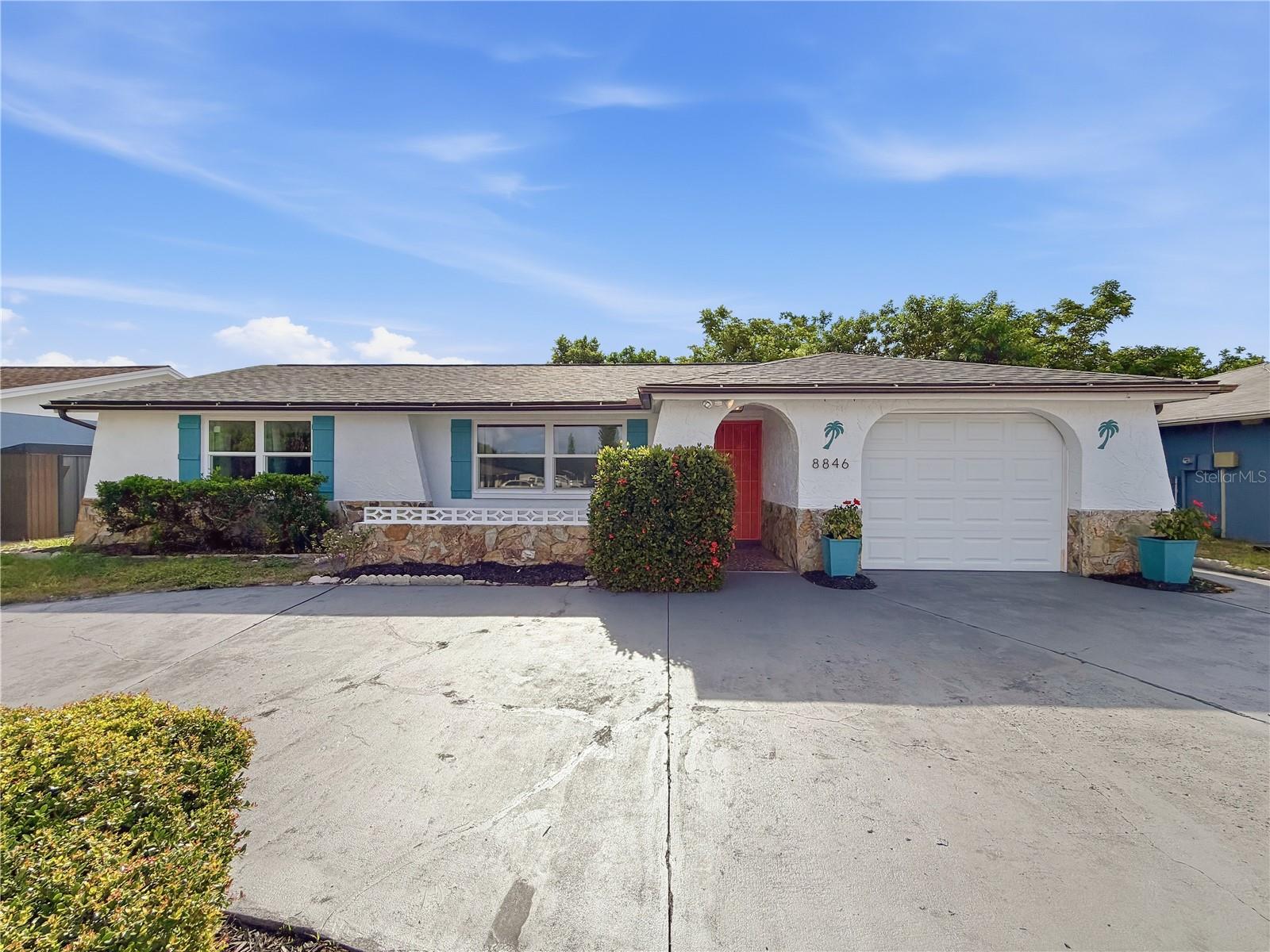 8846 CARMEN LN — photo 2