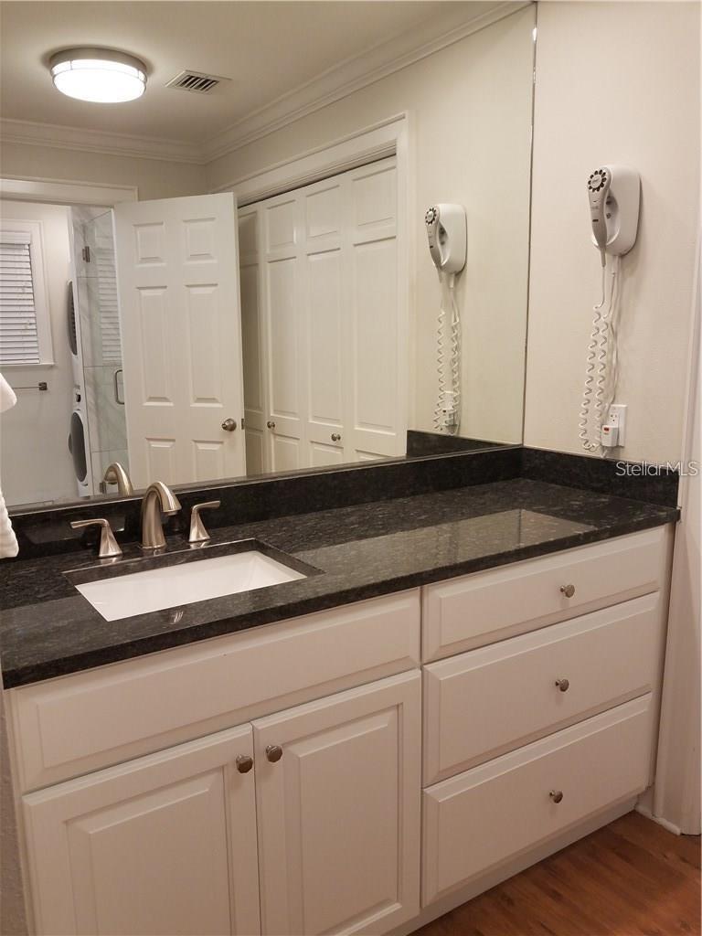 51 MAC EWEN DR #8 — photo 5