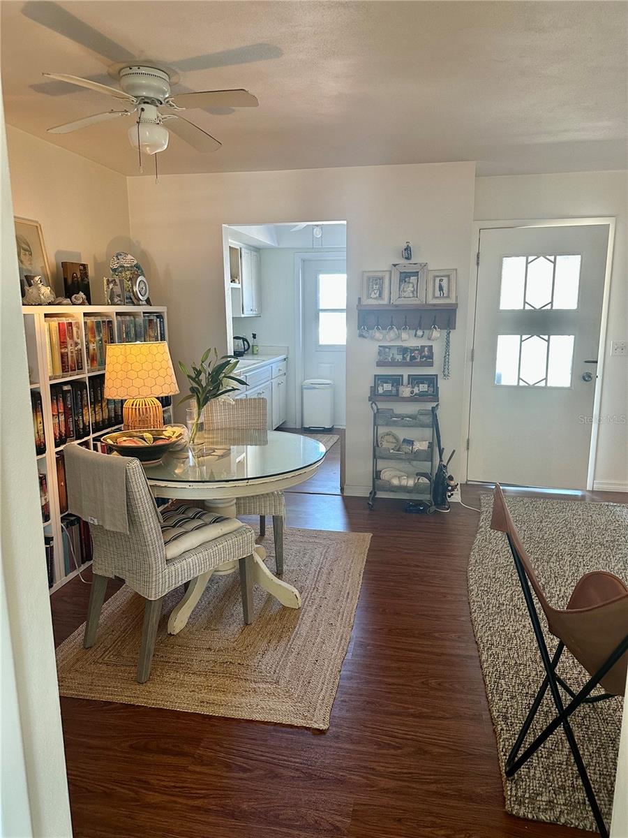 1221 DREW ST #D9 — photo 9