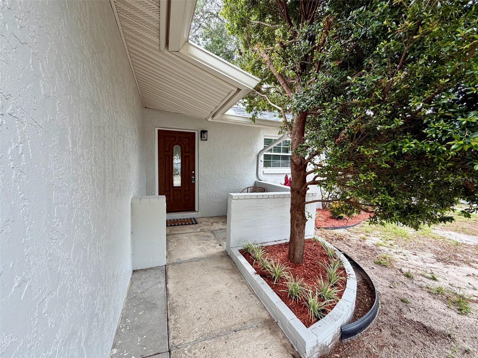 6945 ORKNEY AVE N — photo 2