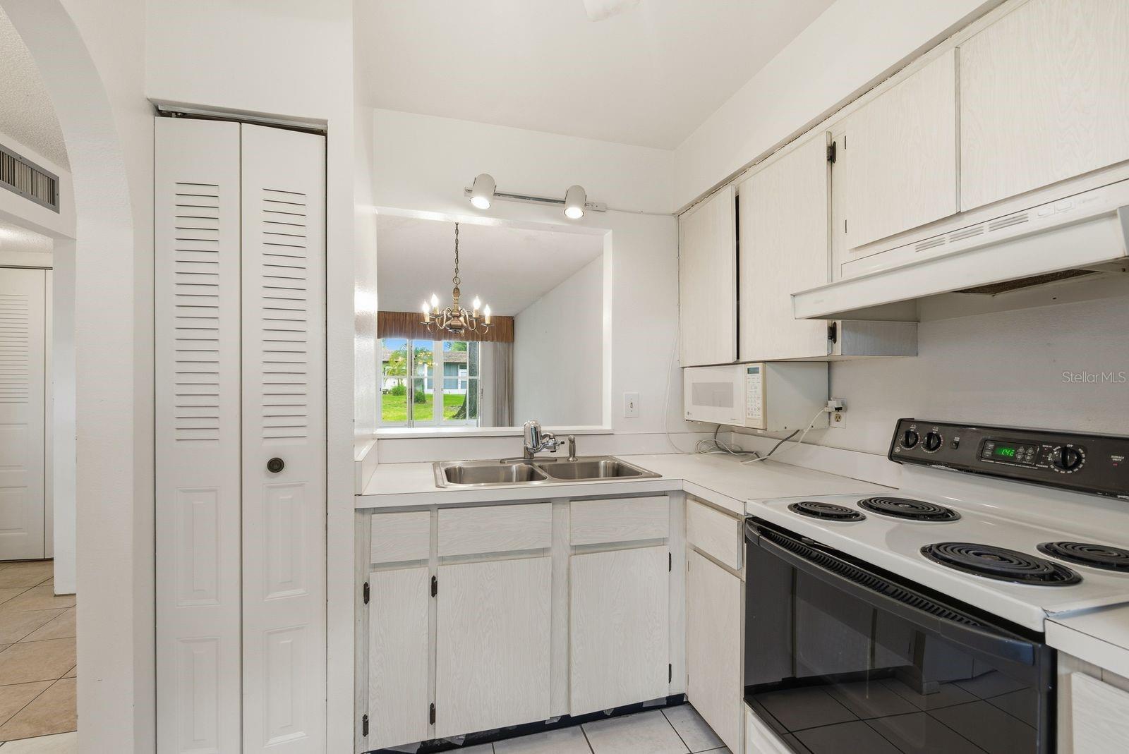 3127 MISSION GROVE DR #3127 — photo 12