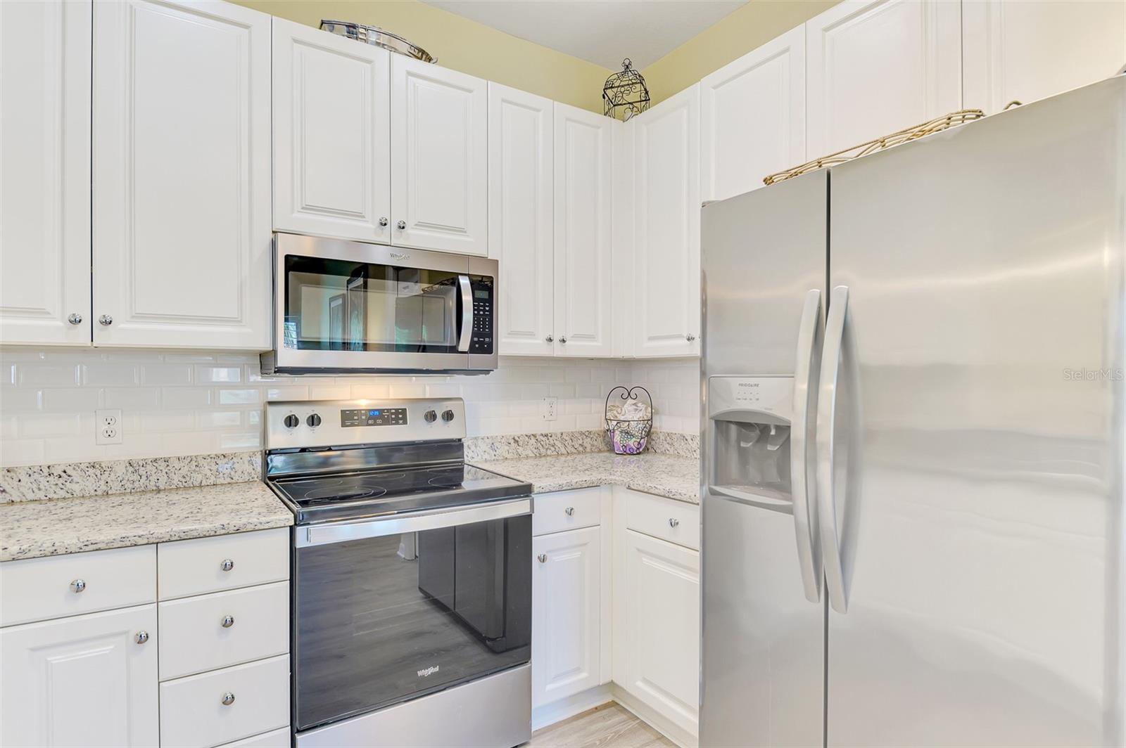 1842 SAN SILVESTRO DR — photo 23