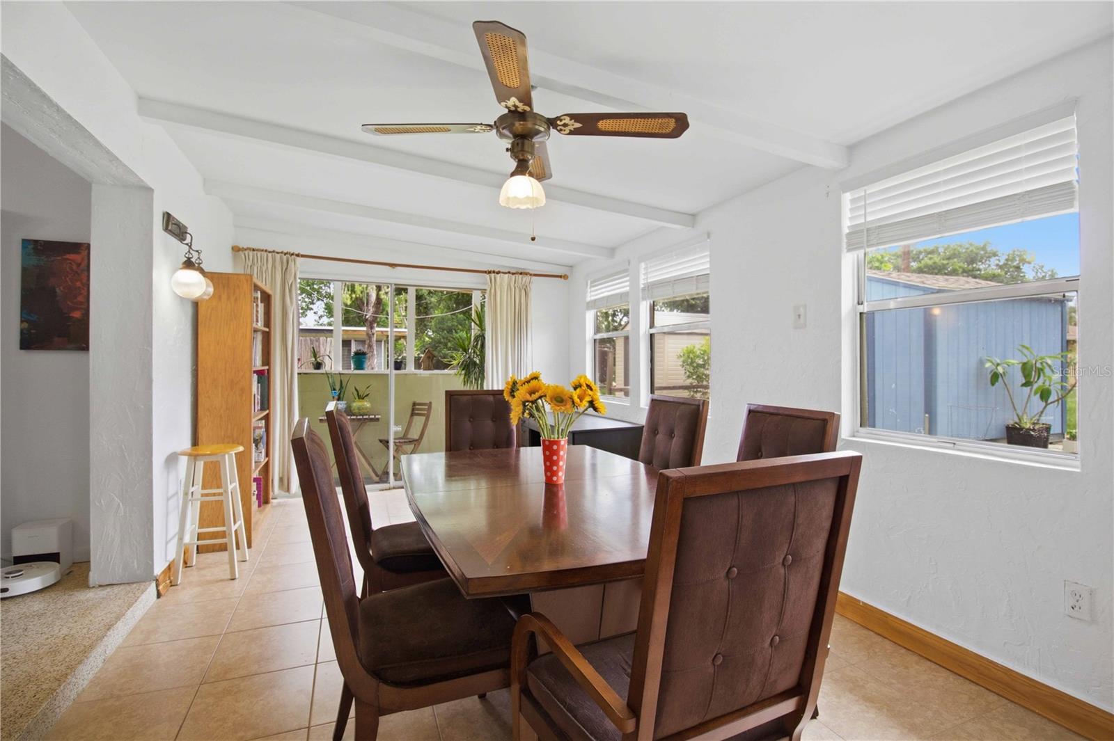 330 CROSBY CT — photo 13