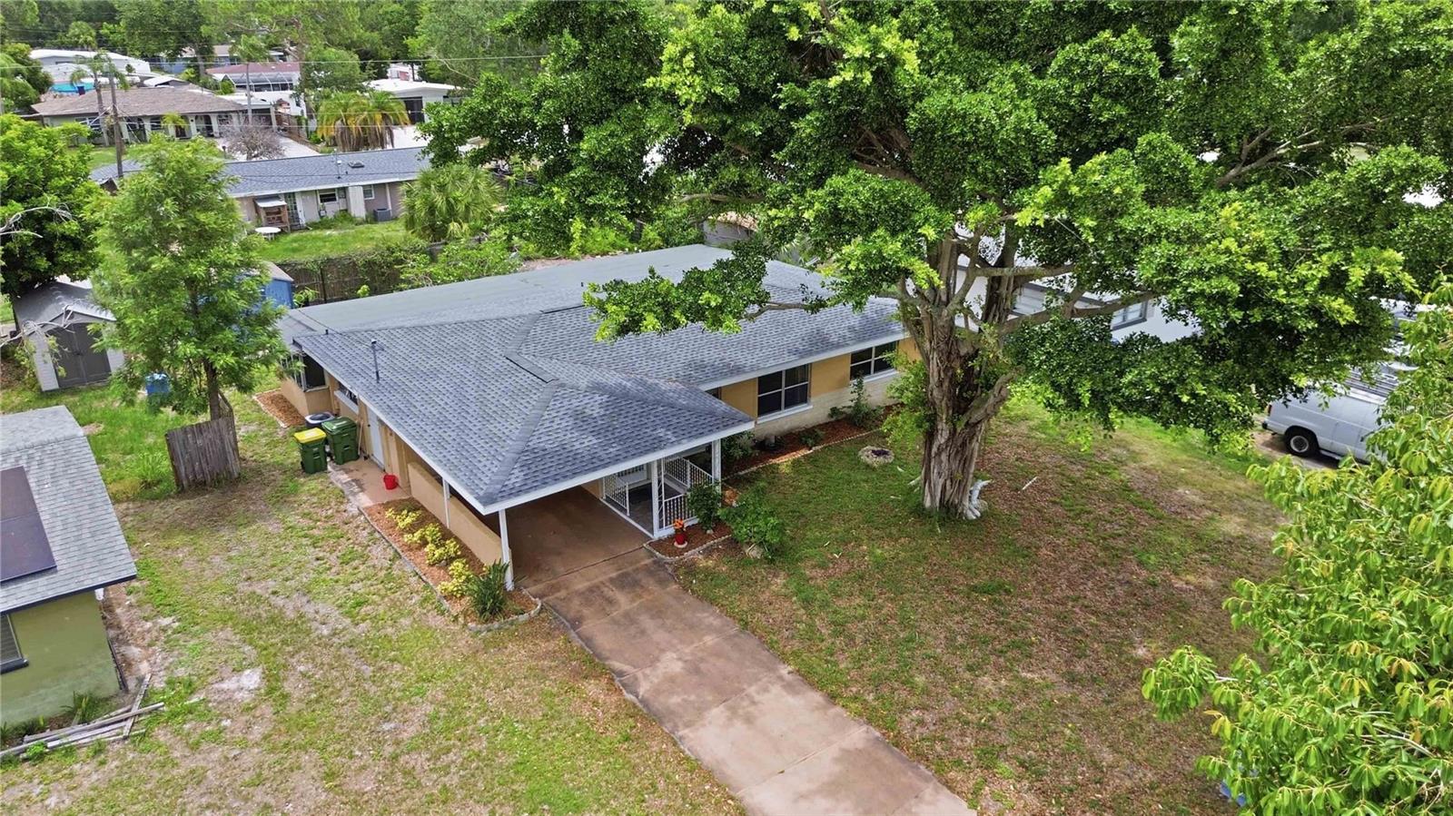 330 CROSBY CT — photo 33