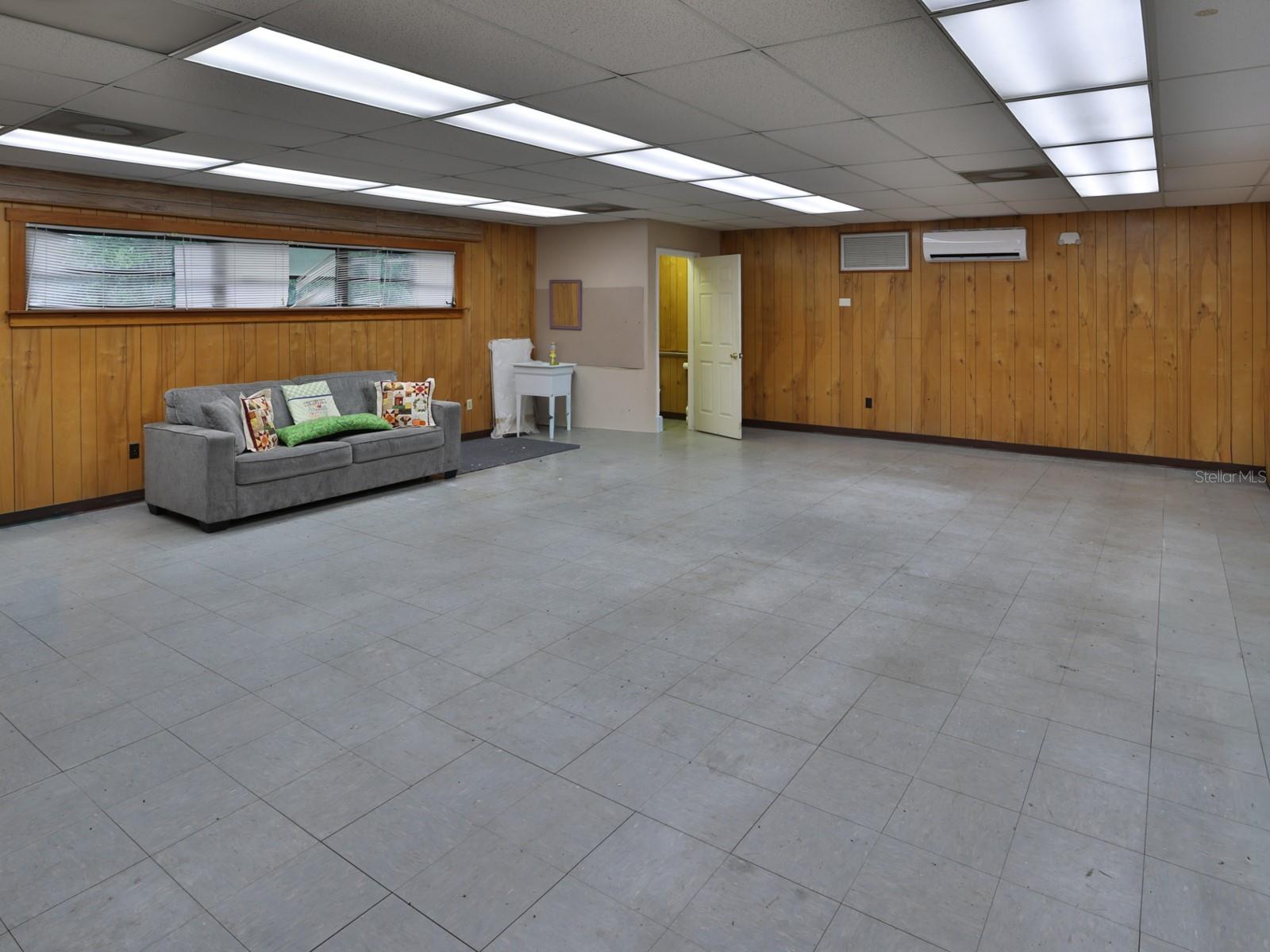 3016 N MARYLAND AVE — photo 45