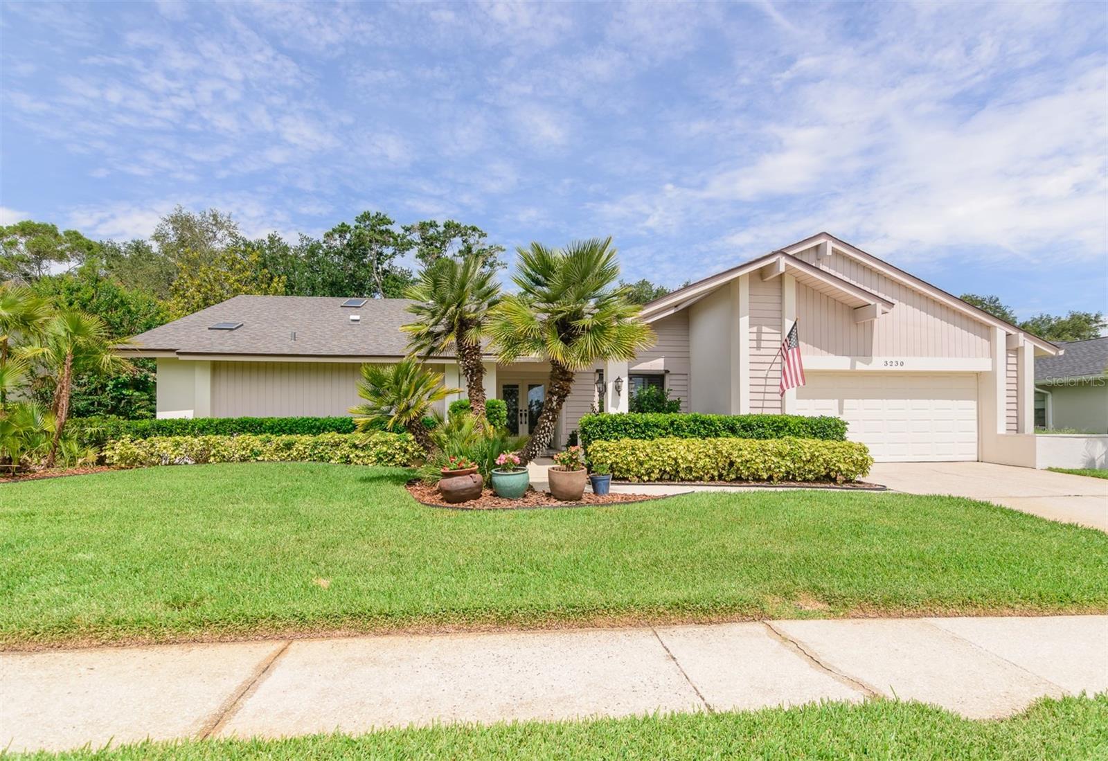 3230 SANDY RIDGE DR — photo 2