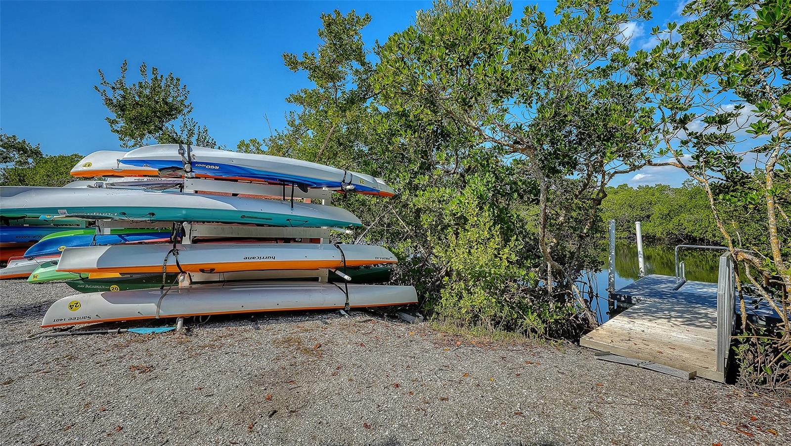 5420 EAGLES POINT CIR #406 — photo 21