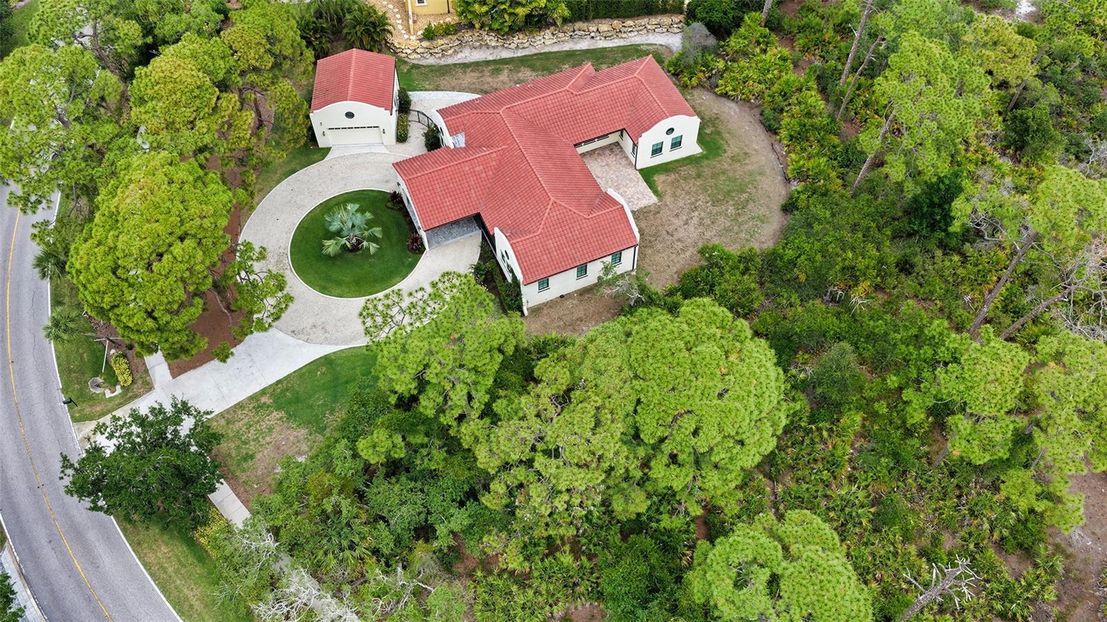 360 N POINT RD — photo 27