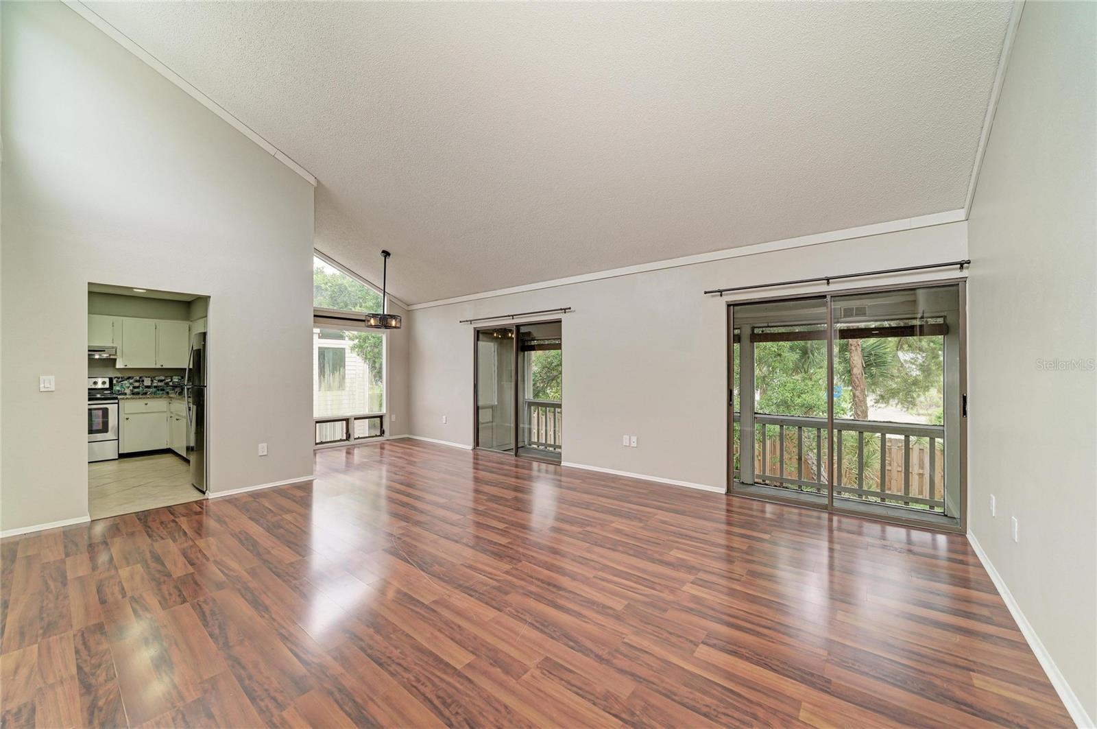 2224 BAHIA VISTA ST #E6 — photo 8
