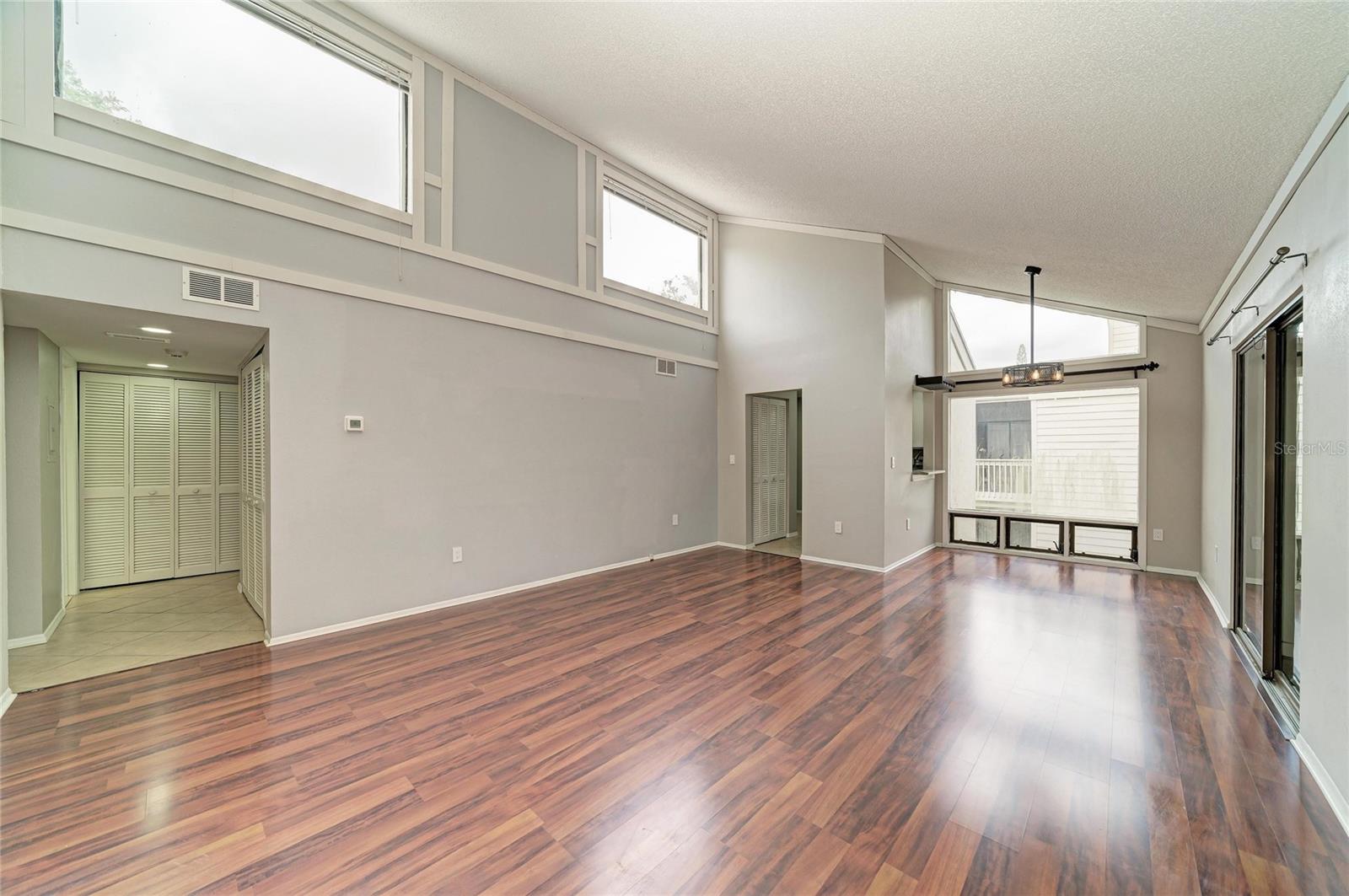 2224 BAHIA VISTA ST #E6 — photo 3