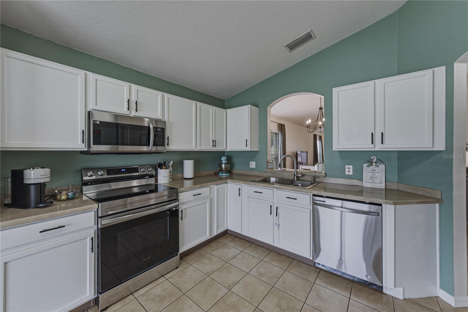 8160 CANTERBURY LAKE BLVD — photo 19