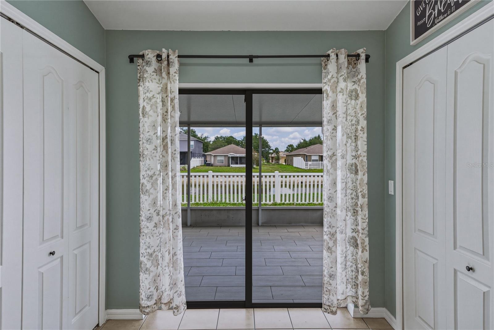 8160 CANTERBURY LAKE BLVD — photo 17