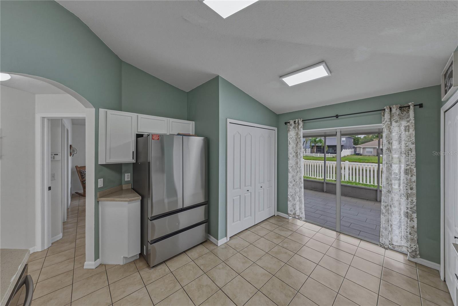 8160 CANTERBURY LAKE BLVD — photo 22