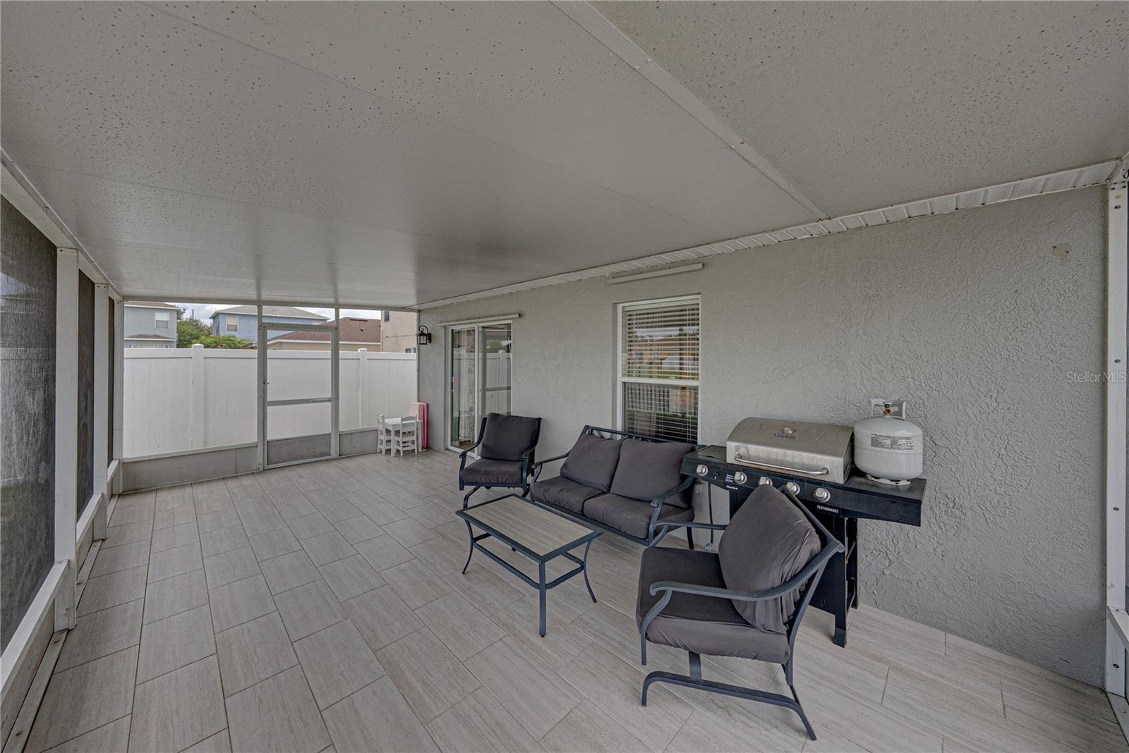 8160 CANTERBURY LAKE BLVD — photo 39