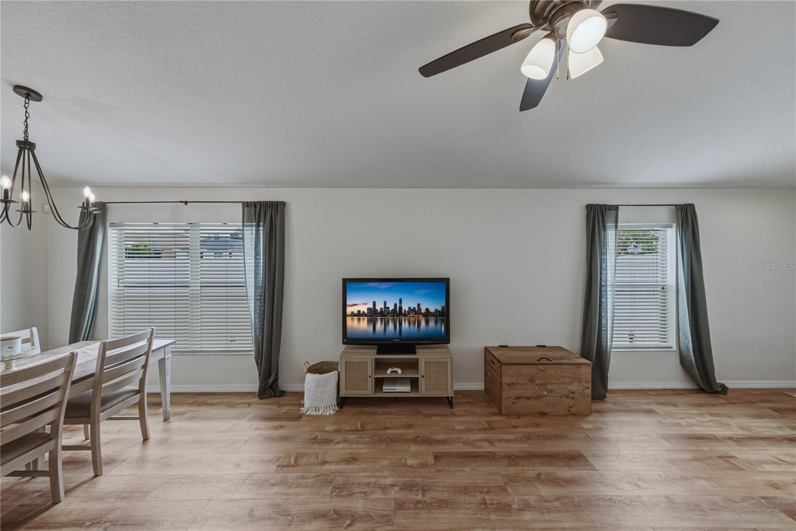 8160 CANTERBURY LAKE BLVD — photo 11