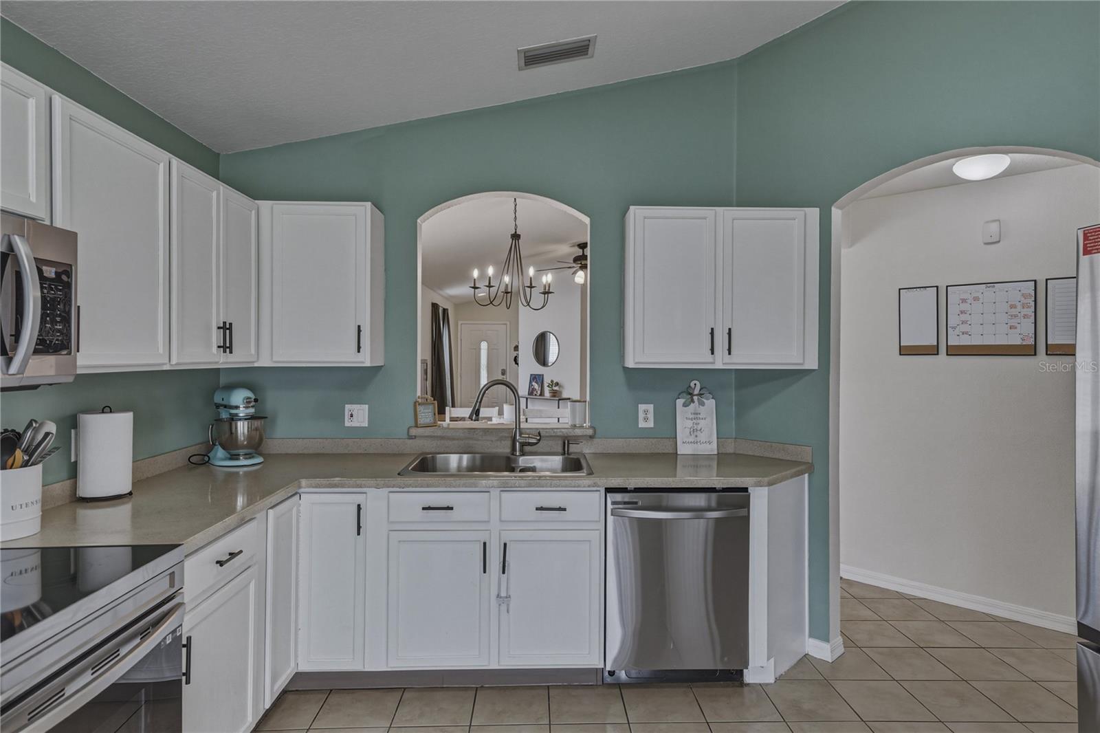 8160 CANTERBURY LAKE BLVD — photo 20