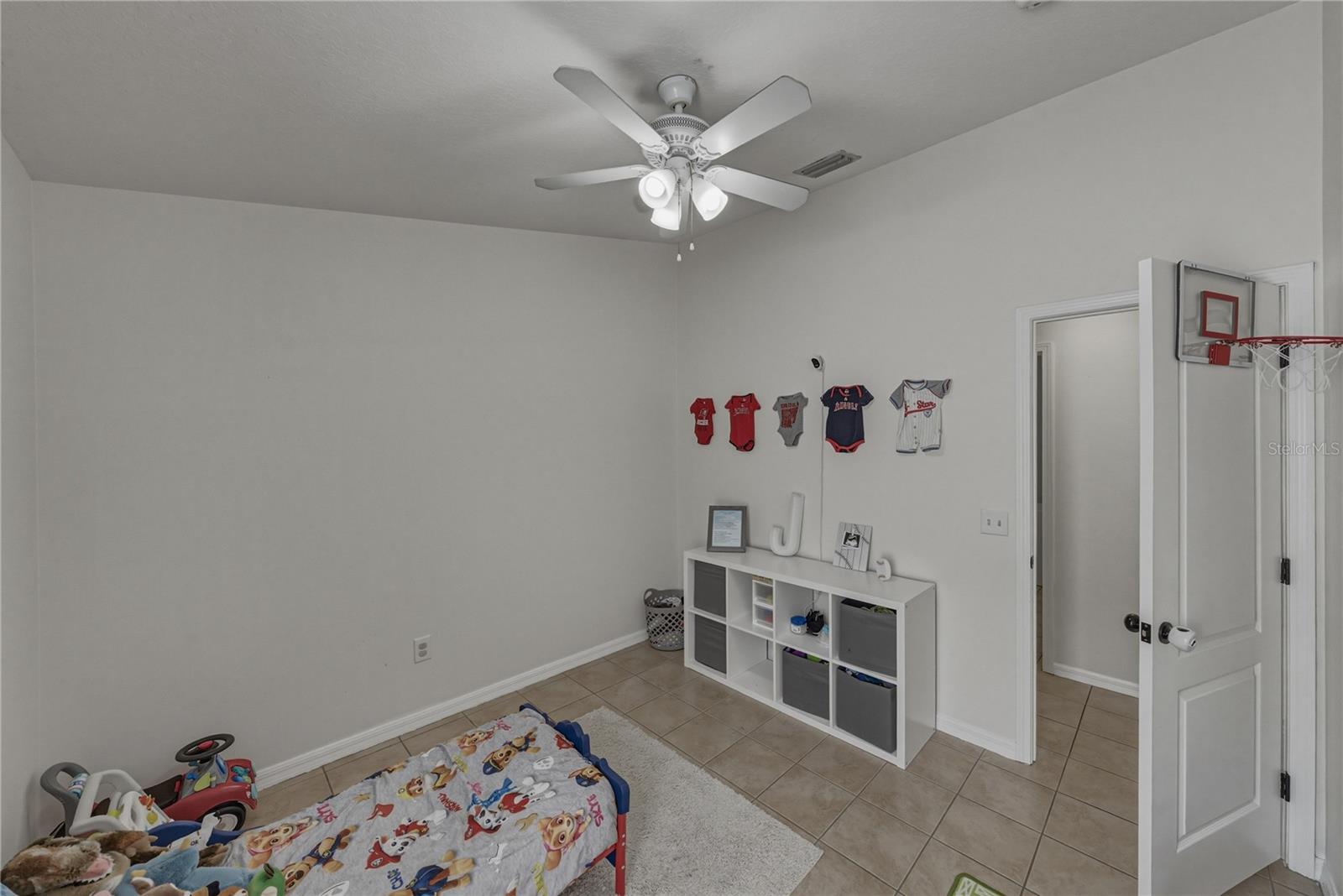 8160 CANTERBURY LAKE BLVD — photo 31