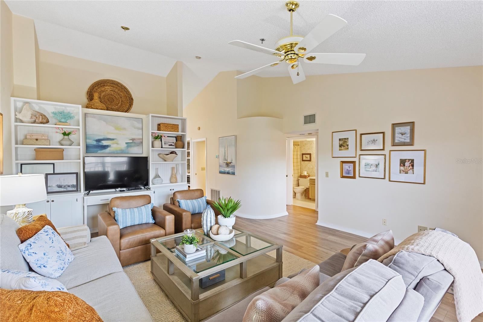 2209 UTOPIAN DR E #307 — photo 32