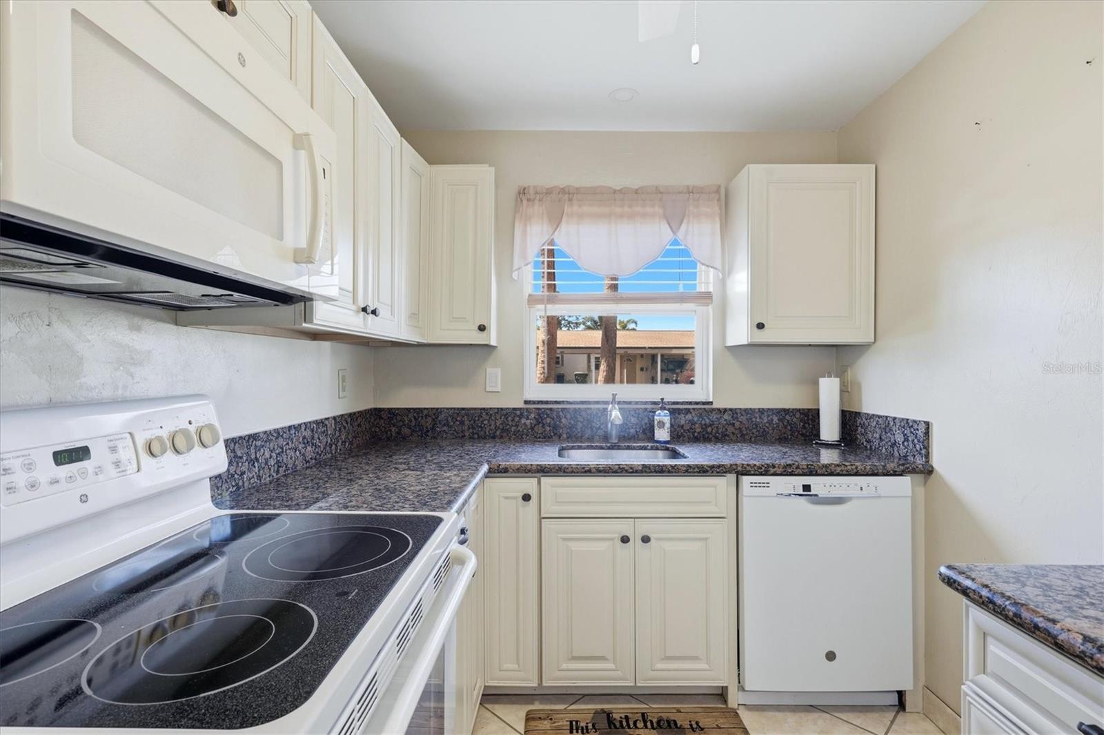 2809 SWIFTON DR #4 — photo 7