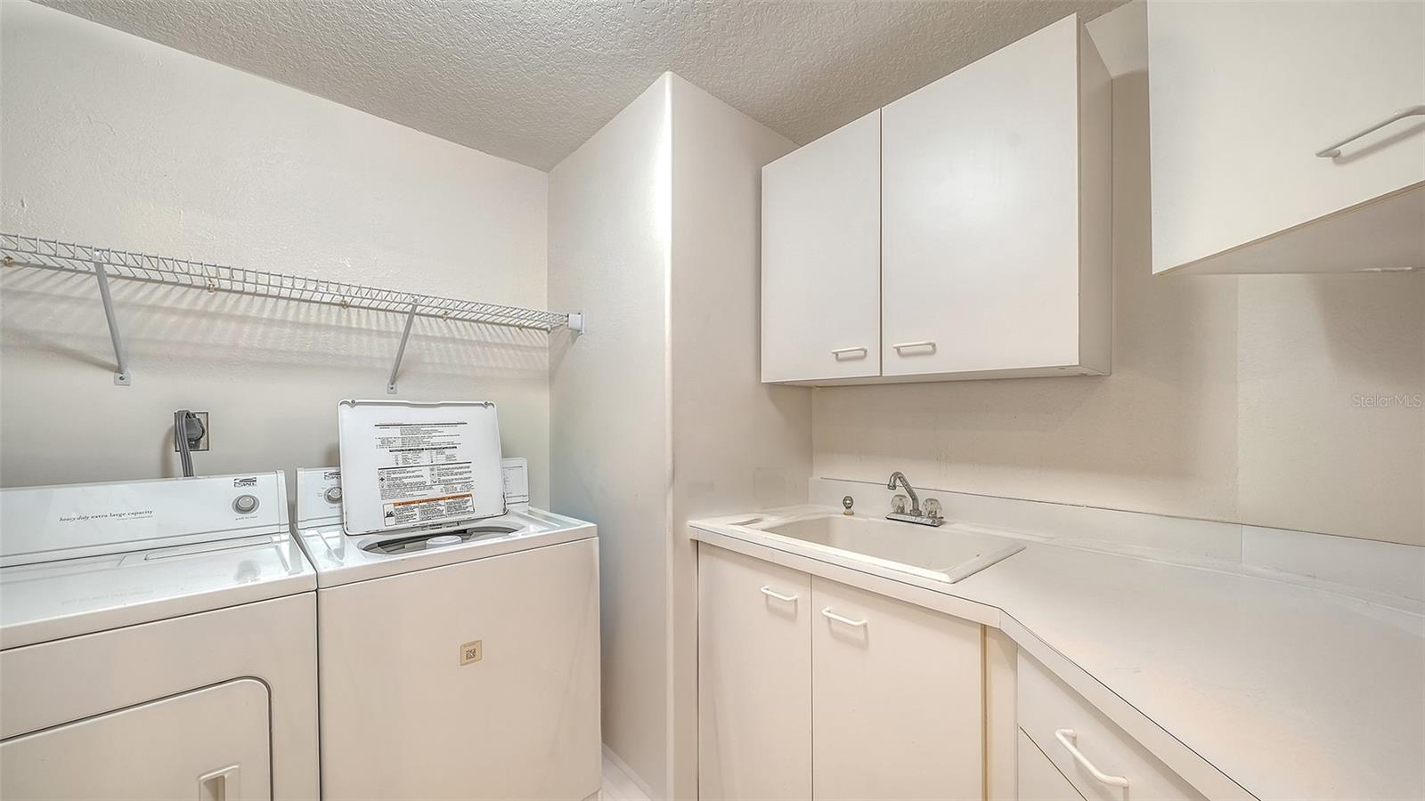5420 EAGLES POINT CIR #206 — photo 15