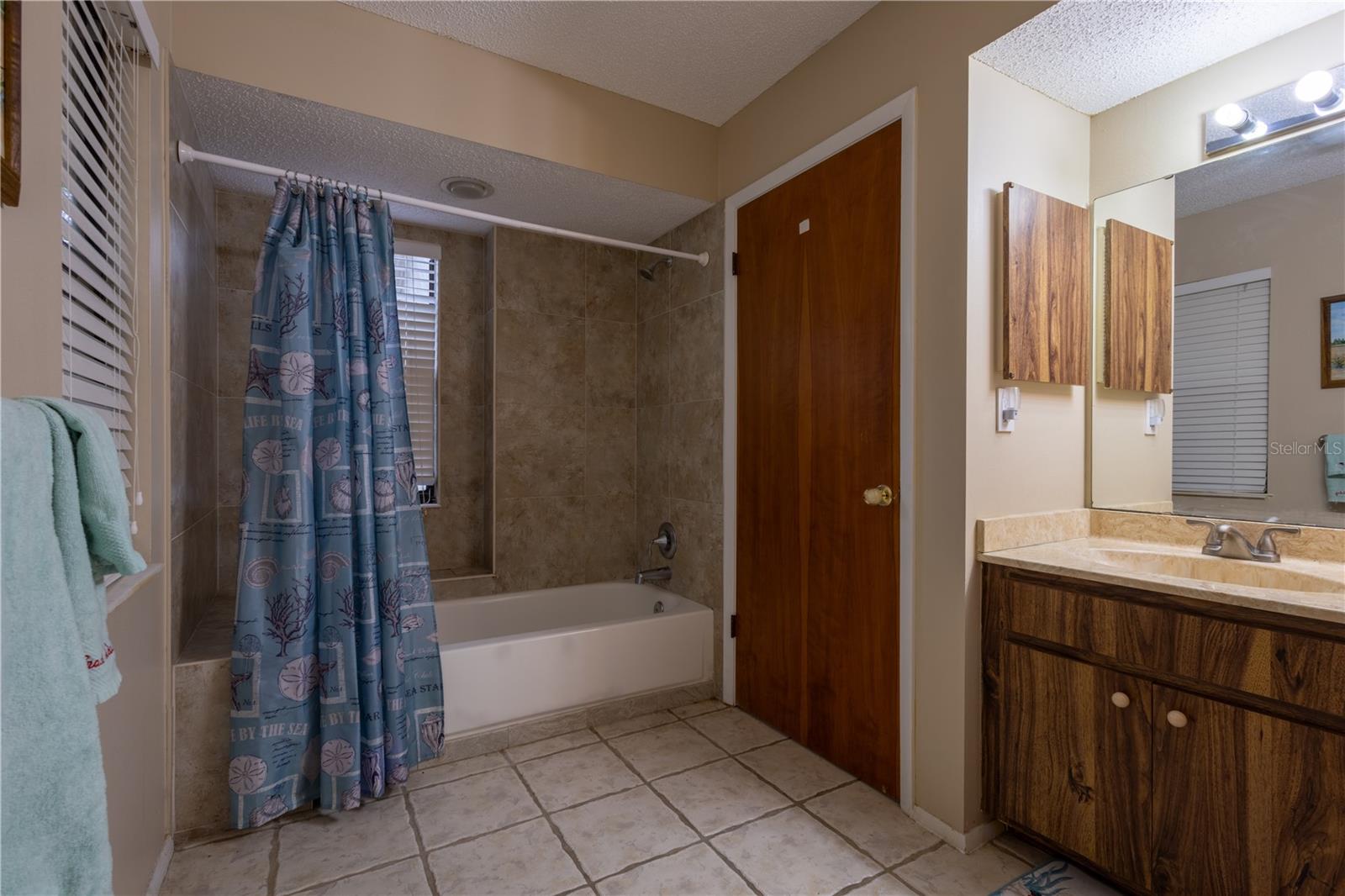 7913 PINEGLEN CT #34 — photo 18