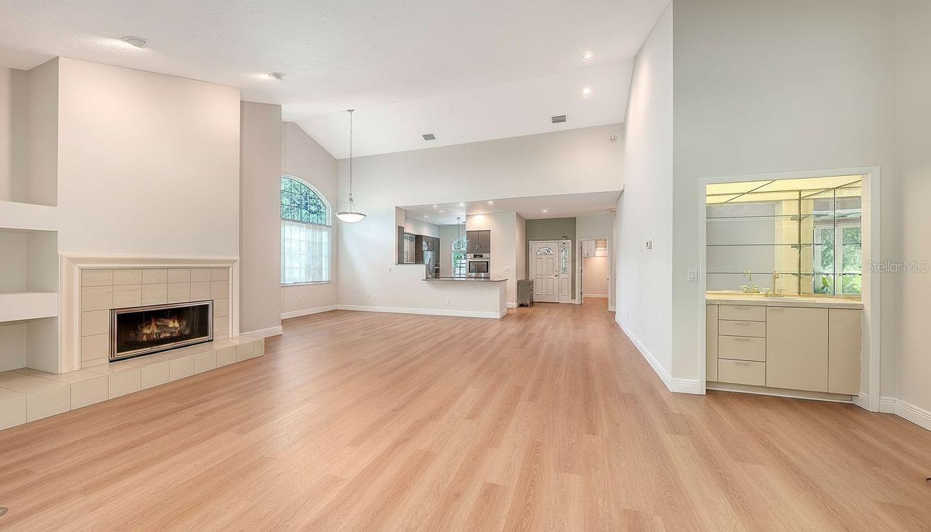 4004 PENSHURST PARK — photo 16