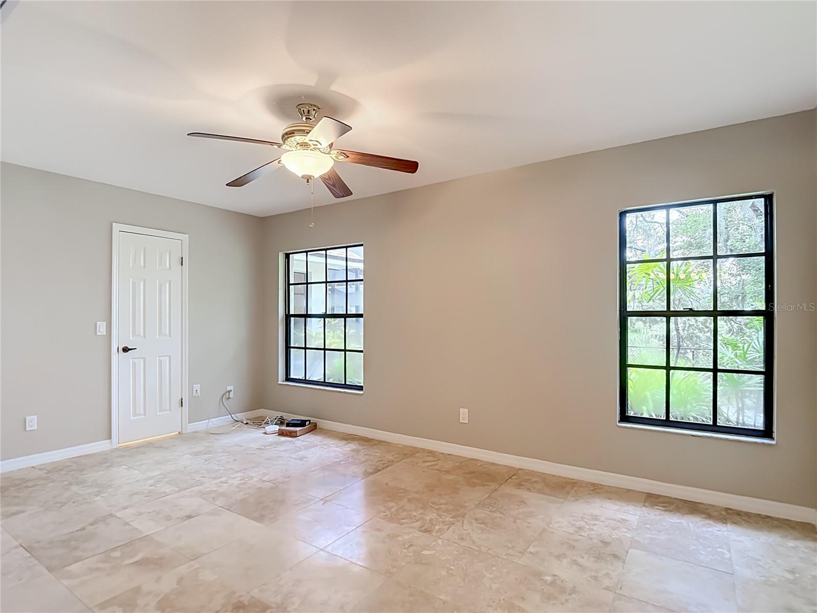 12721 N ARMENIA AVE — photo 37