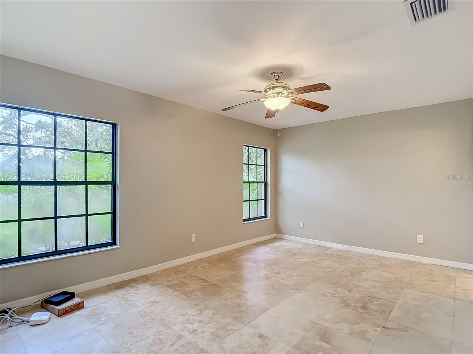 12721 N ARMENIA AVE — photo 38