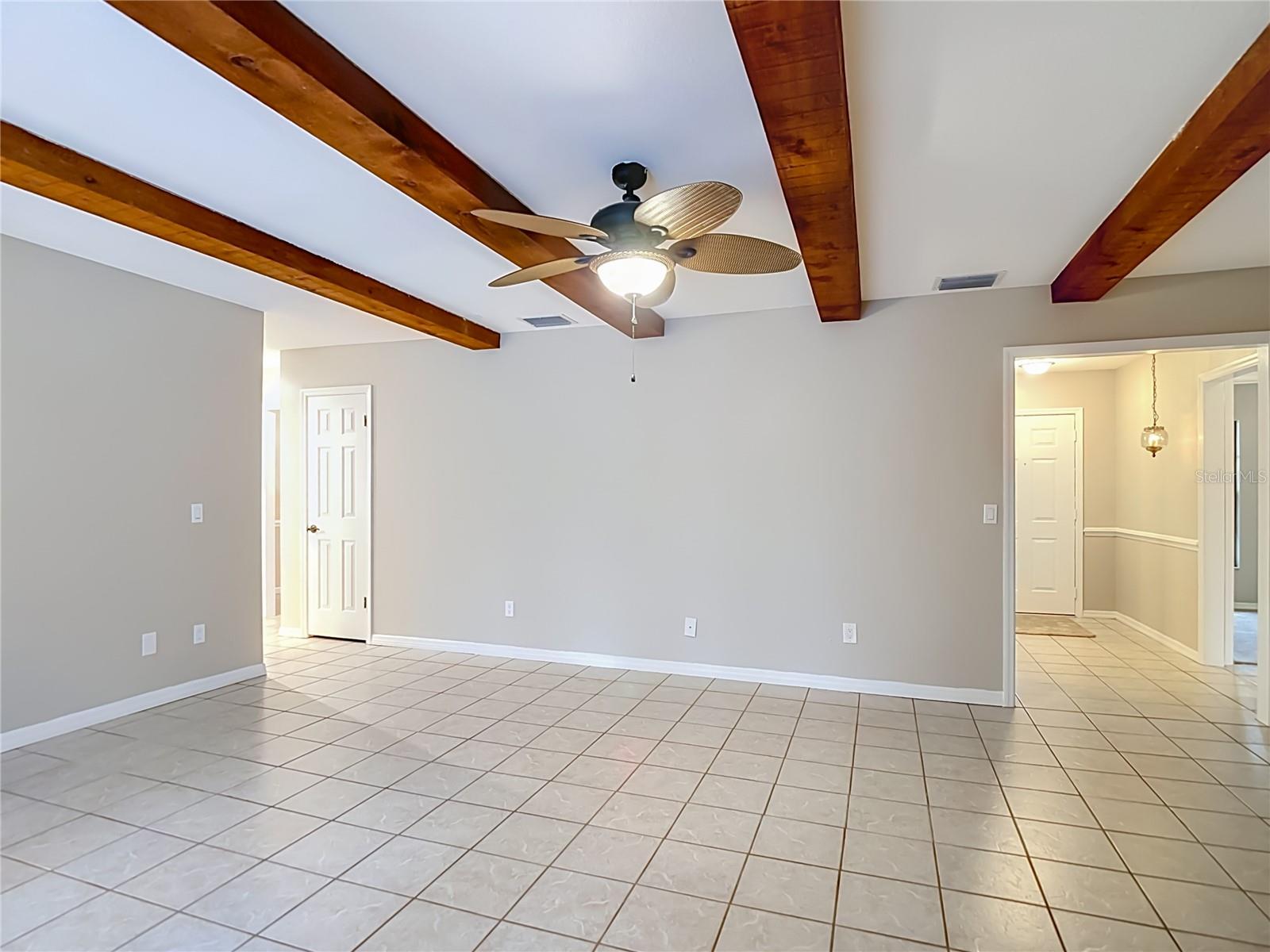 12721 N ARMENIA AVE — photo 23