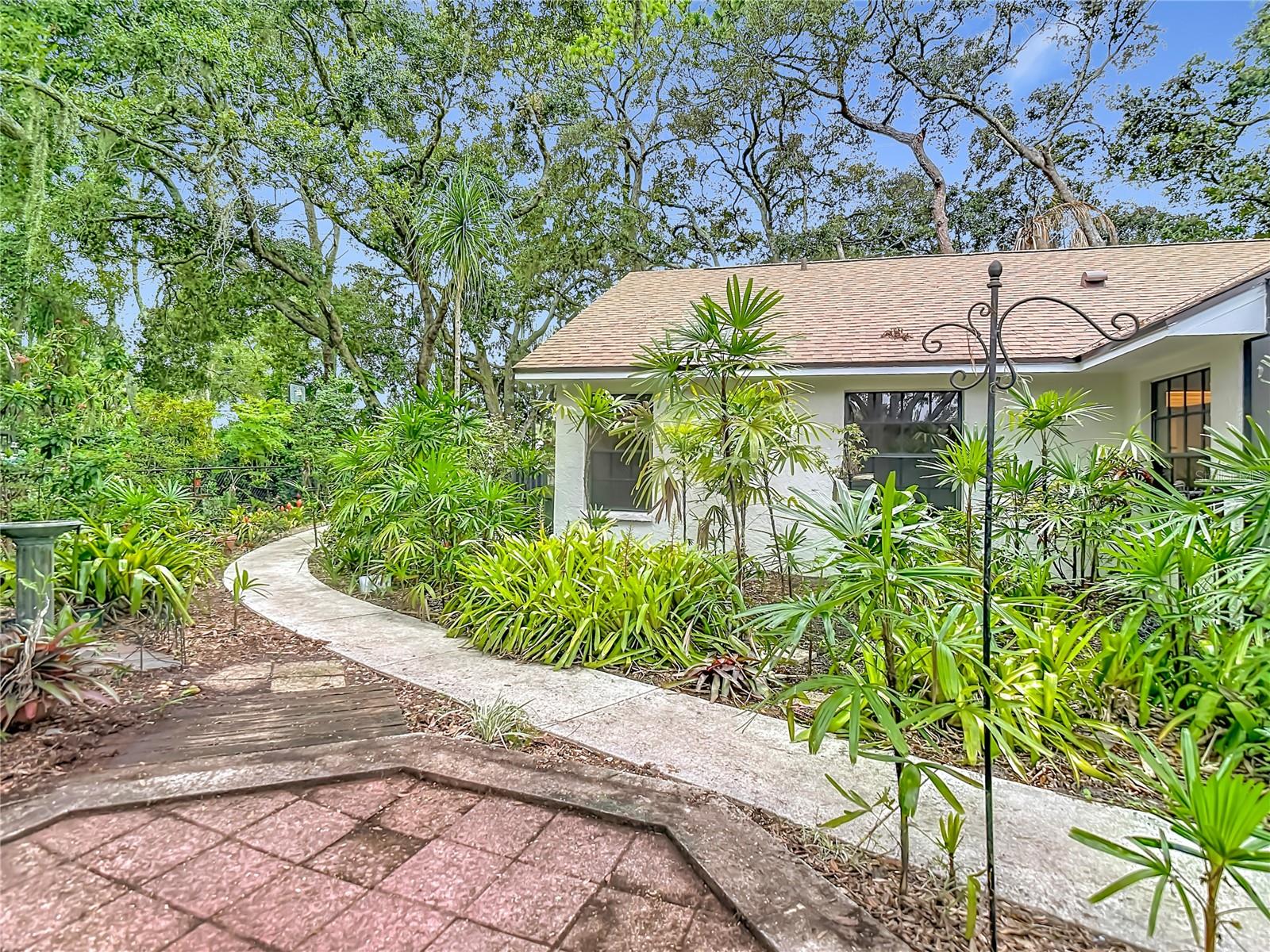 12721 N ARMENIA AVE — photo 67