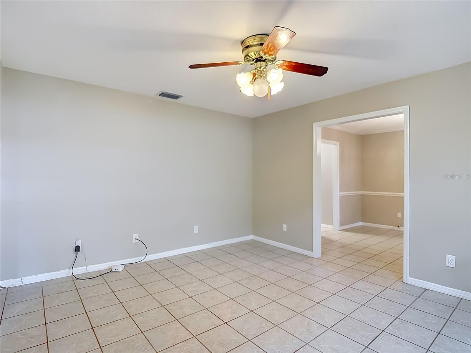 12721 N ARMENIA AVE — photo 20