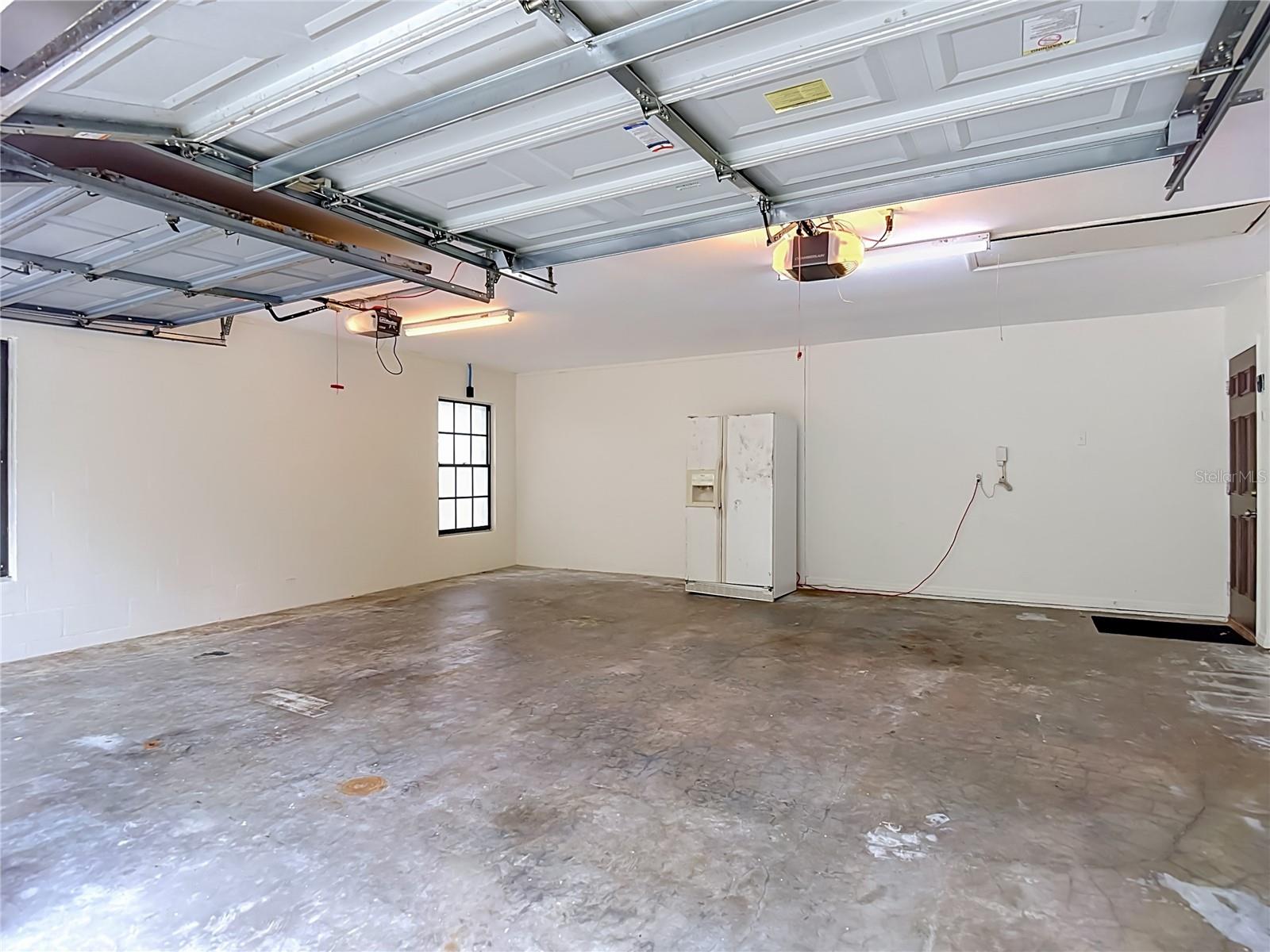 12721 N ARMENIA AVE — photo 61