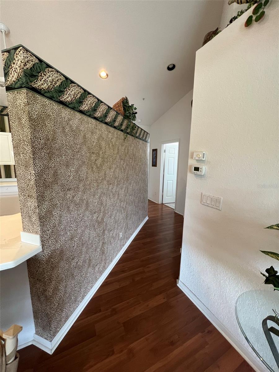 6632 PINEVIEW TER #10-201 — photo 18