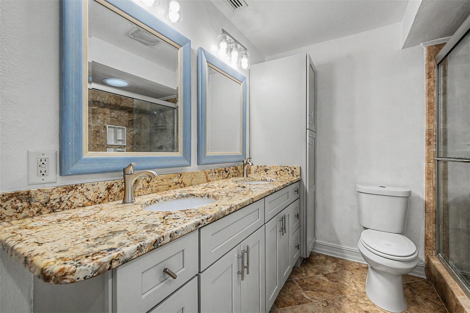360 S WOODLANDS DR — photo 20