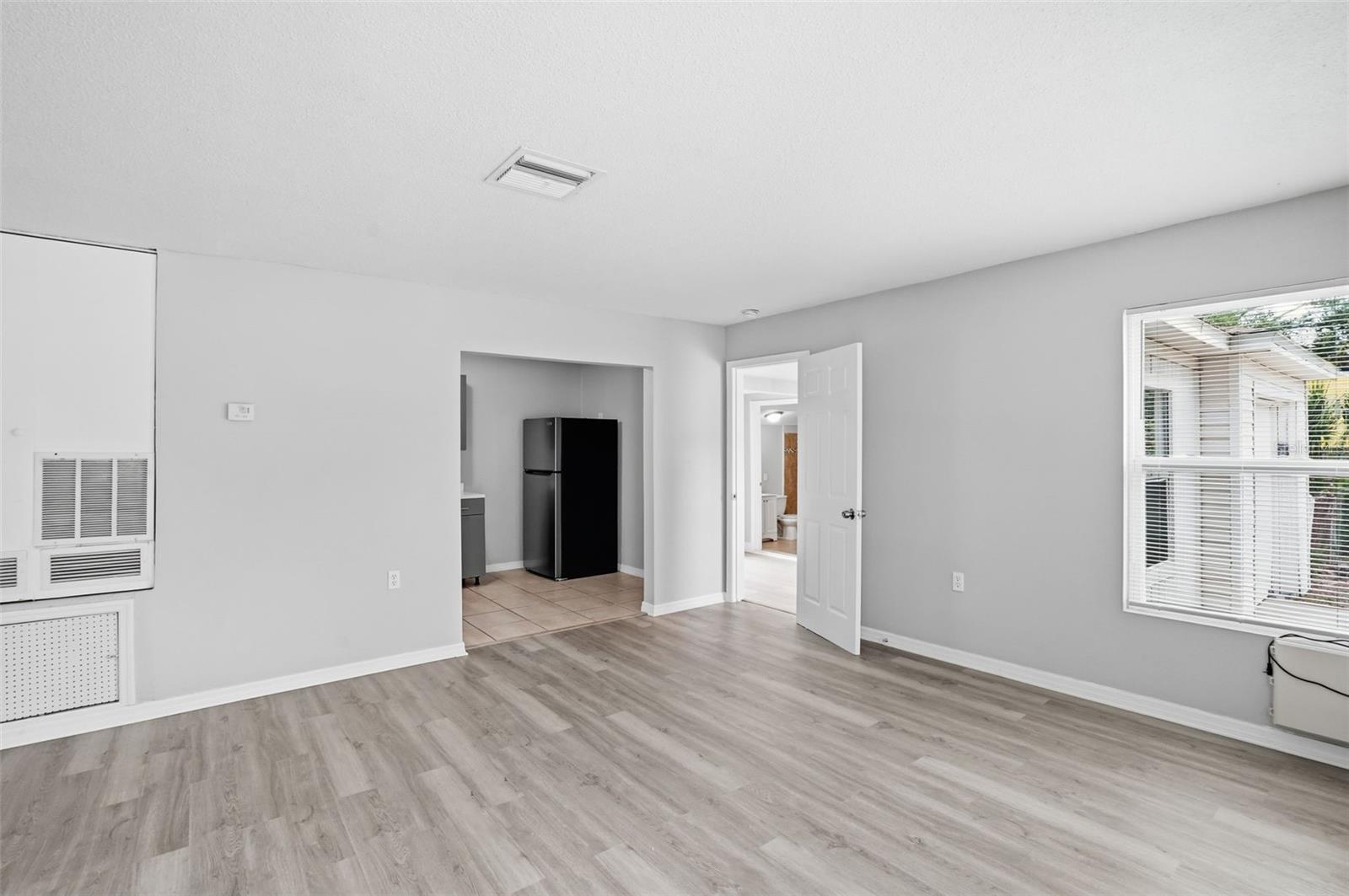 3003 N ADAMS ST — photo 9