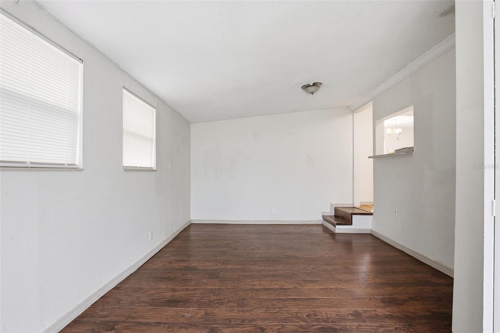 1510 E NAVAJO AVE — photo 10
