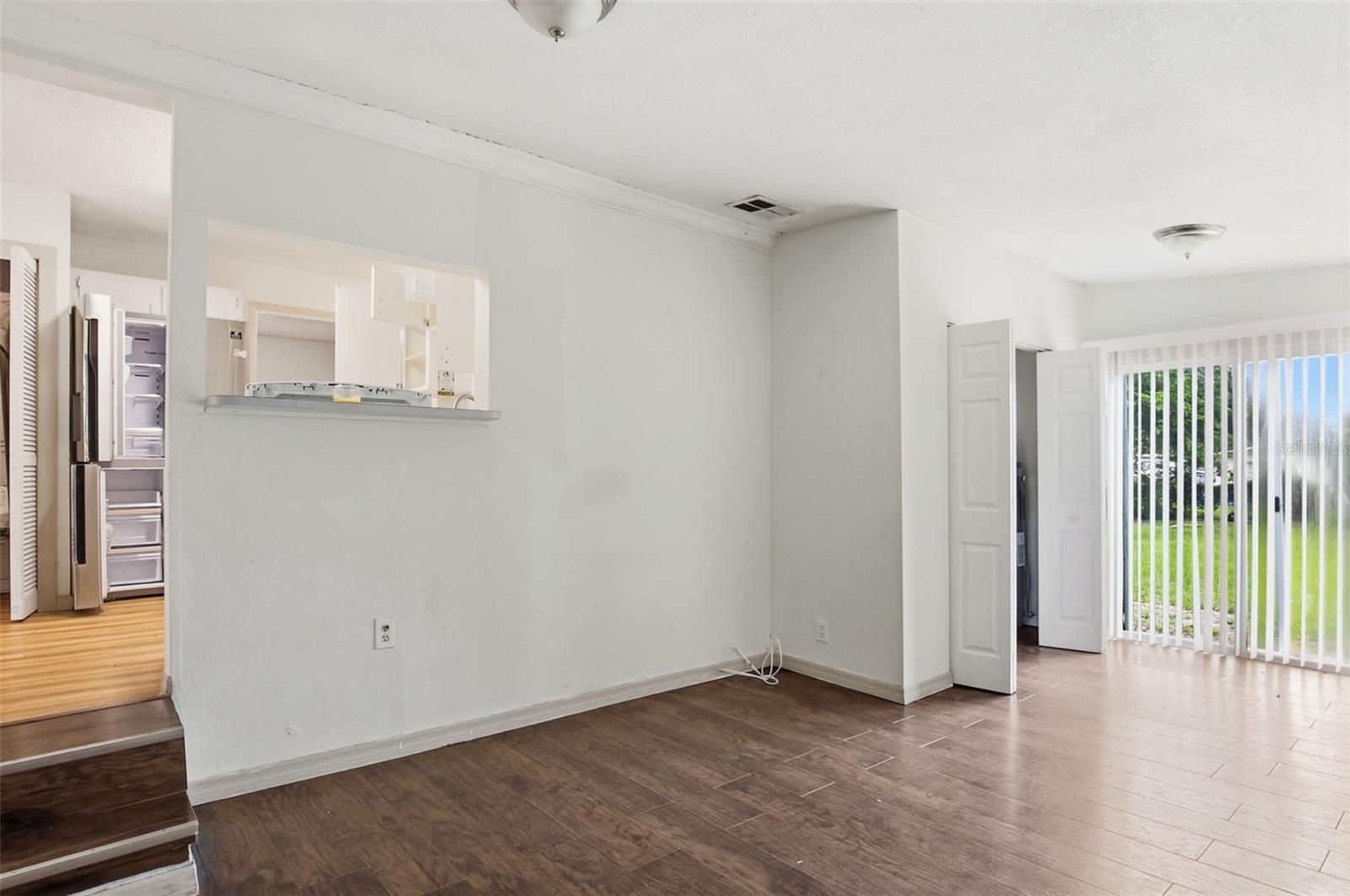 1510 E NAVAJO AVE — photo 9
