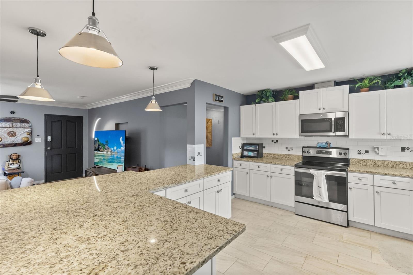 920 ALICIA AVE — photo 13