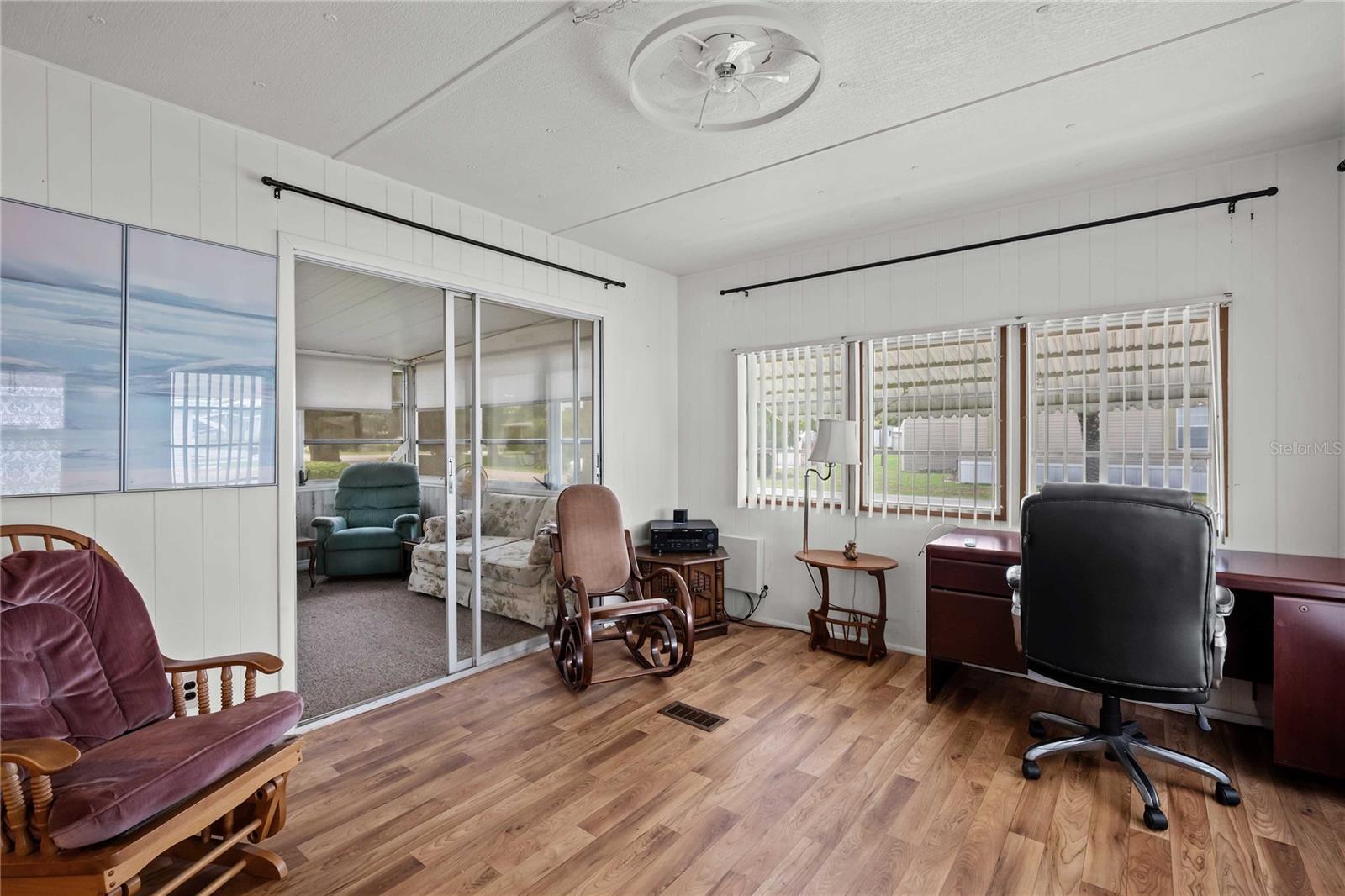 5238 BETMAR DR — photo 10